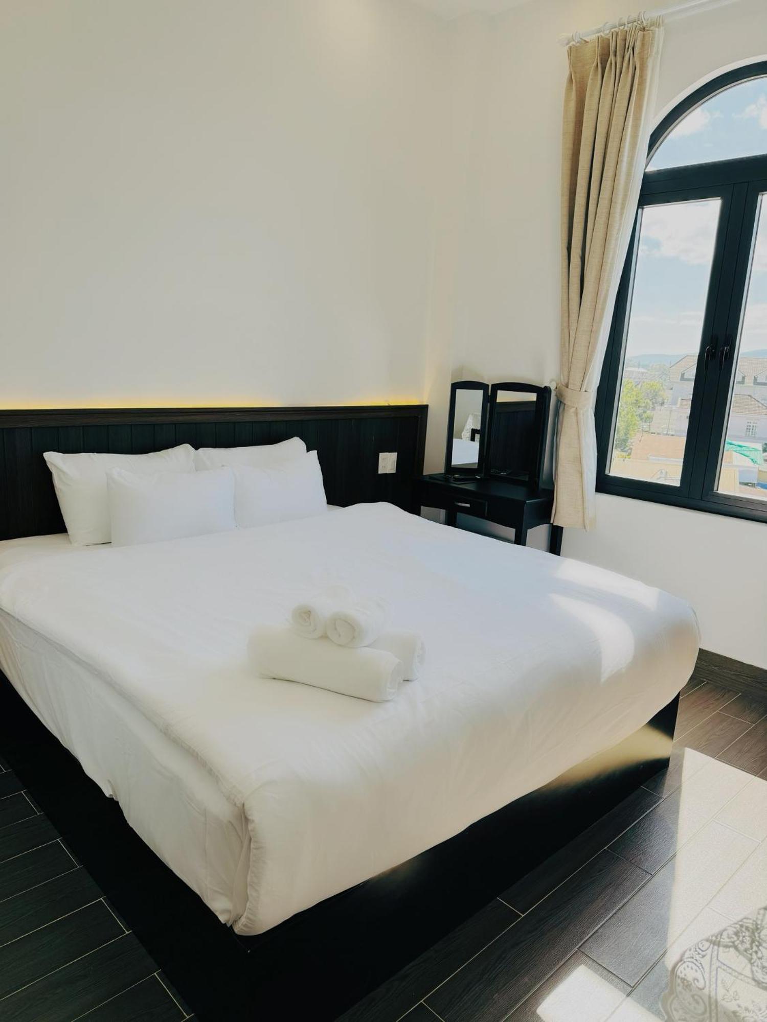 Olagi Hotel Đà Lạt Extérieur photo