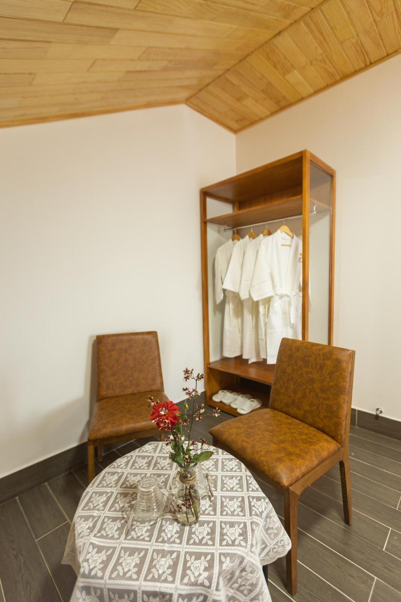 Olagi Hotel Đà Lạt Extérieur photo
